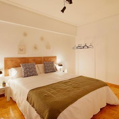 Apartamento Maura 2 Dormitorios オビエド エクステリア 写真