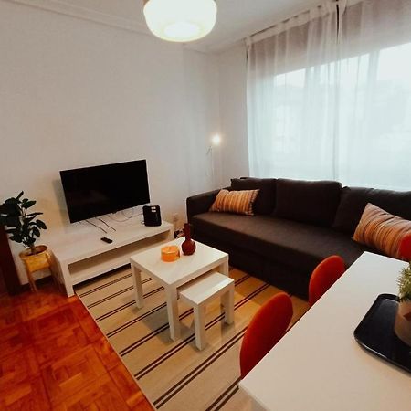 Apartamento Maura 2 Dormitorios オビエド エクステリア 写真