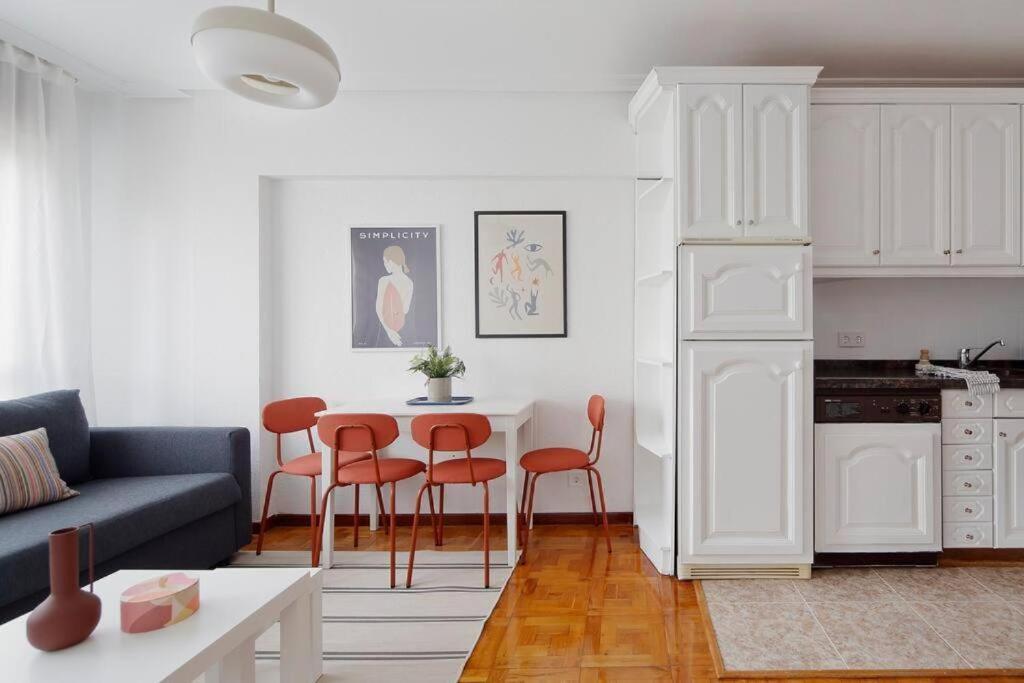 Apartamento Maura 2 Dormitorios オビエド エクステリア 写真